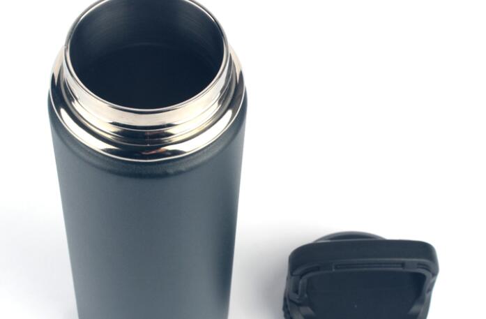 不锈钢真空保温杯使用方法