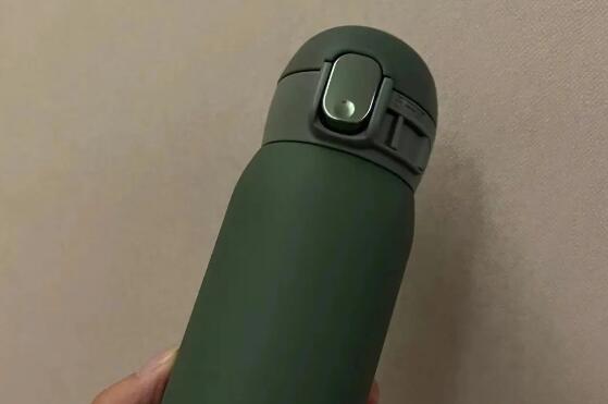 保温杯应该加多少水合适呢