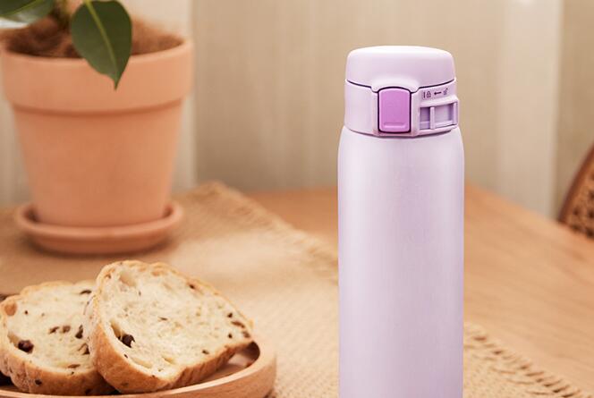 保温杯里泡枸杞养生饮品的注意事项