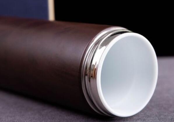 保温杯可以保温也可以保冷的原理