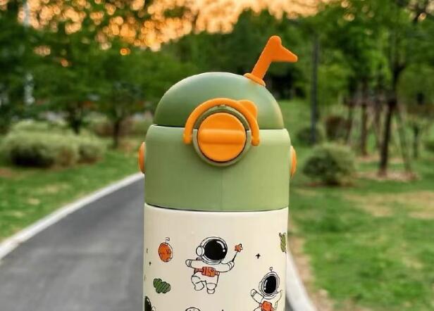 如何购买保温杯,保温杯怎么健康使用