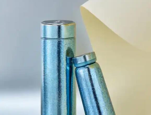 新买的保温杯壶如何去掉气味​