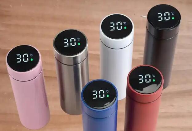 一种能充电的智能保温杯制造技术原理